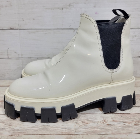 Prada Monolith white patent leather lug sole Chelsea boots - Picture 6 of 13